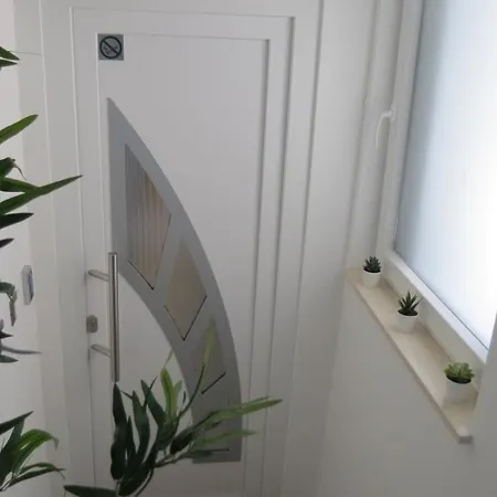 Garden Oasis!New Luxury Apt In The Heart Of Split * Split