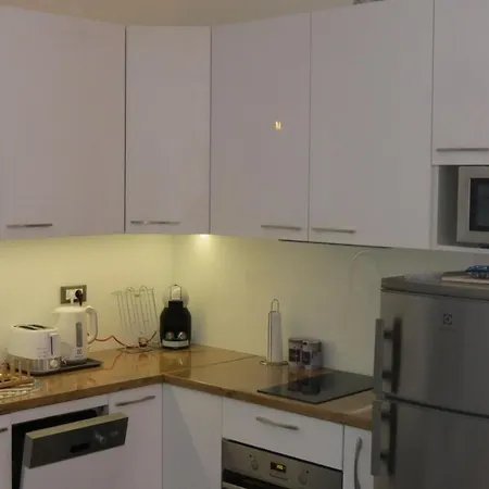 Garden Oasis!New Luxury Apt In The Heart Of Split Apartment *