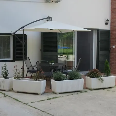 Garden Oasis!New Luxury Apt In The Heart Of Split Appartement *